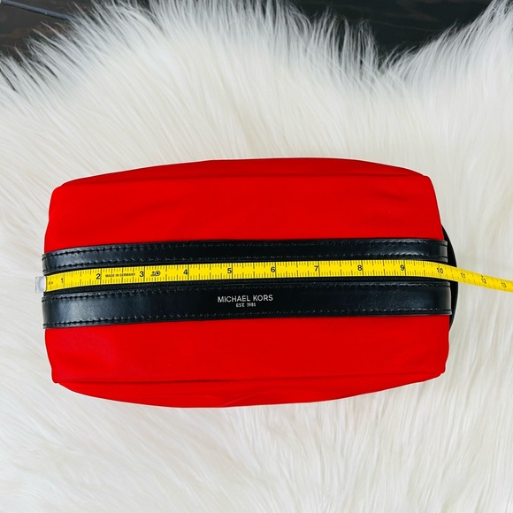 Michael Kors Kent Men’s Nylon Toiletry Holder Travel Case Bag - Picture 12 of 14